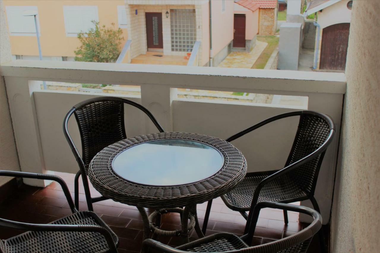 Apartment Bonaca Нін Екстер'єр фото